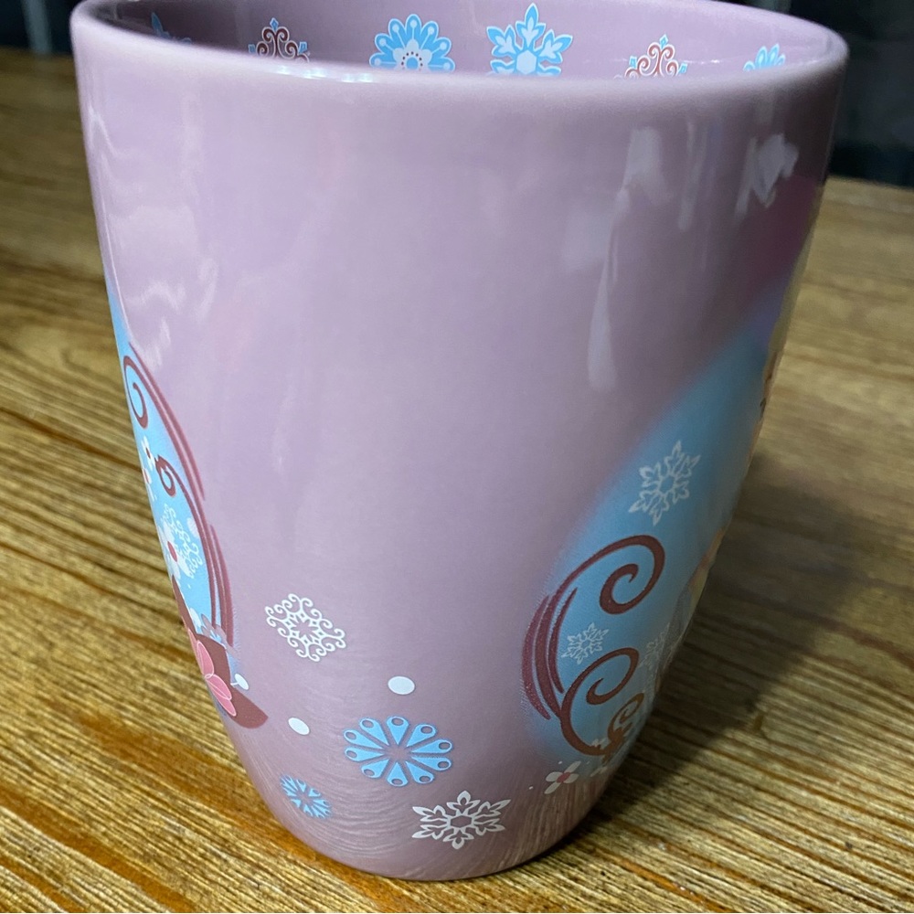 Disney’s Elsa Mug - Frozen - Picture 6 of 7